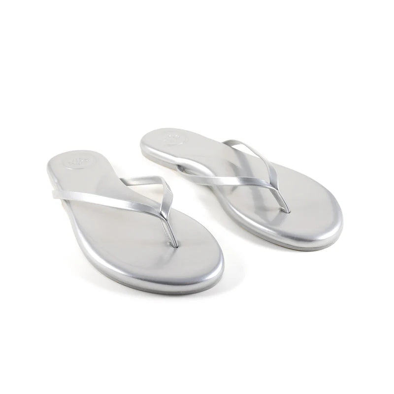 Solei Sea Indie Sandal in Metallic Soft Silver