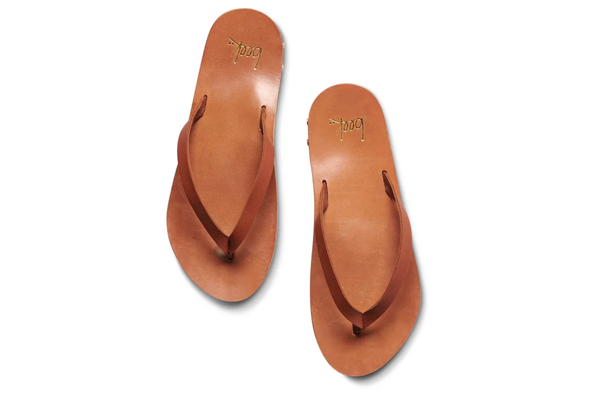 Beek Seabird Leather Thong Sandal in Tan